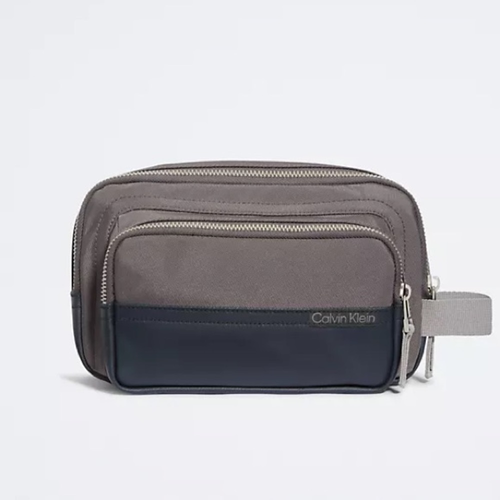 Calvin Klein Toiletry Bag
